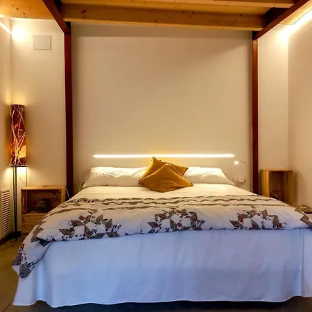 Cal Teixidor Bed & Breakfast Mediona