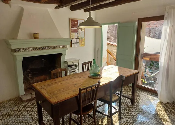 Cal Teixidor 3* Mediona