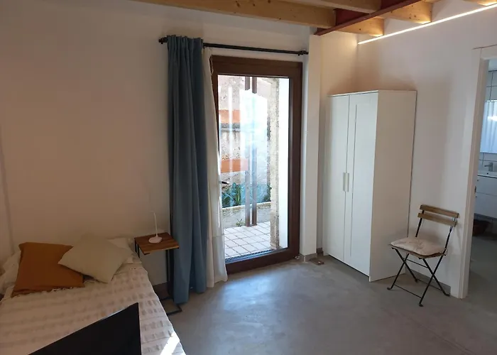 فندق مبيت وإفطار Cal Teixidor 3*